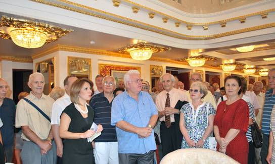 010__teatar_penzioneri_-_640