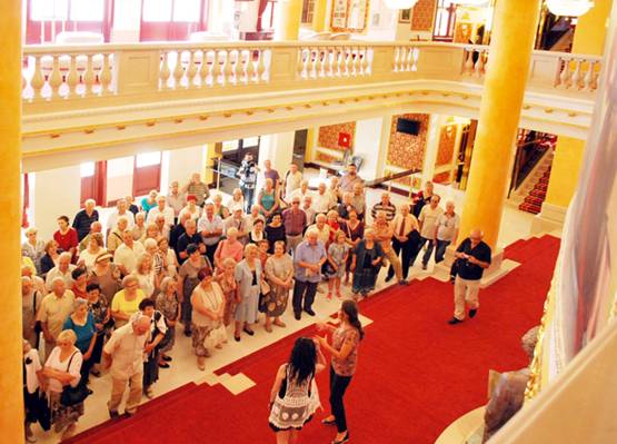 013__teatar_penzioneri_-_640